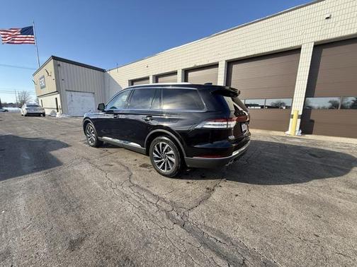2025 Lincoln Aviator Premiere