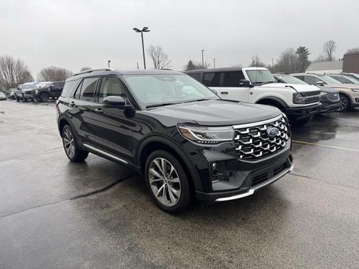 2025 Ford Explorer Platinum