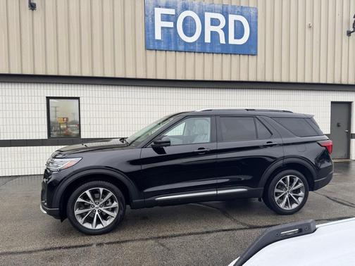2025 Ford Explorer Platinum