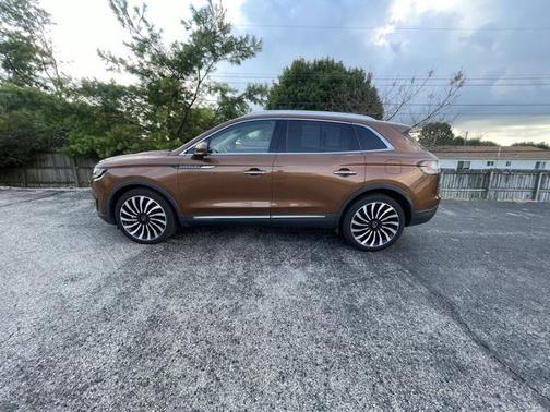 2019 Lincoln Nautilus Black Label