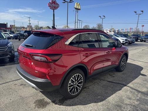 2024 Ford Escape PHEV SE
