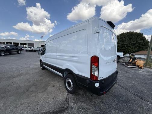 2025 Ford Transit-250 Base