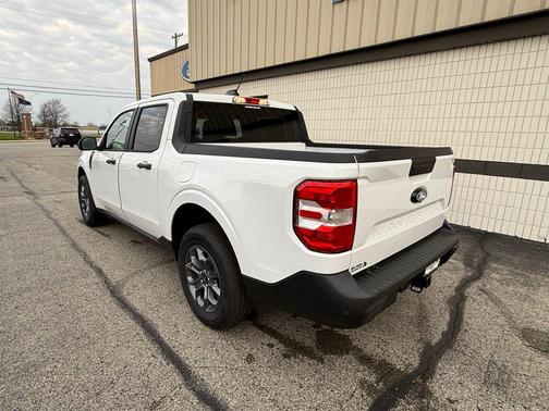 Oxford White 2026 Ford Maverick XLT