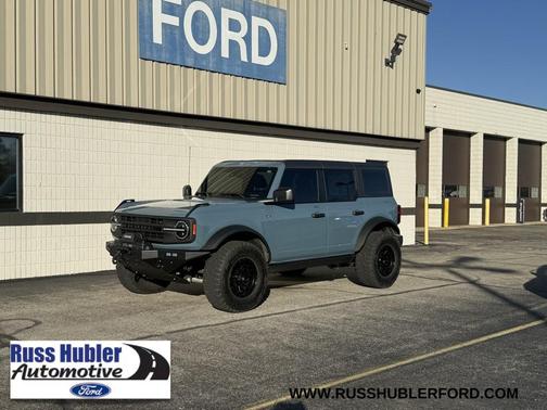 2023 Ford Bronco Base