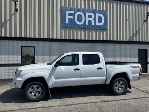 2015 Toyota Tacoma Base