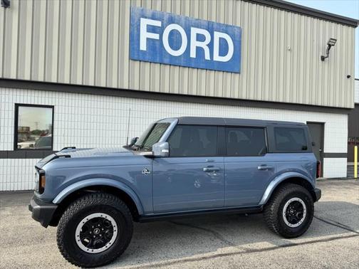 2023 Ford Bronco Outer Banks