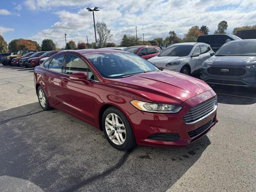 2014 Ford Fusion SE