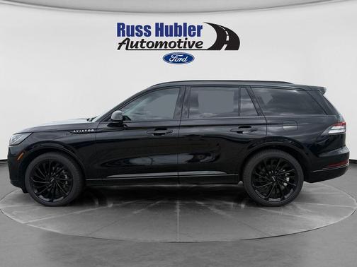 Black Metallic 2025 Lincoln Aviator Reserve AWD