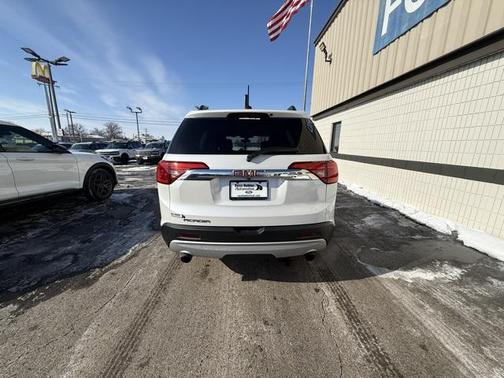 2018 GMC Acadia SLE-2