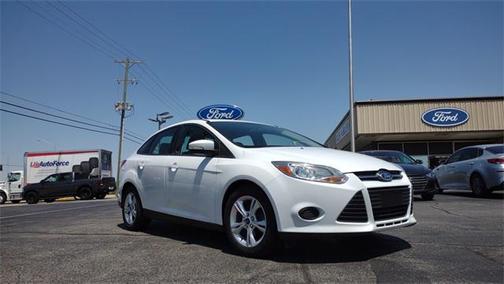 Photo 1 of 32 of 2013 Ford Focus SE