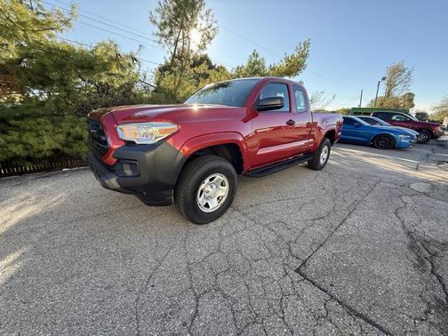 2018 Toyota Tacoma SR