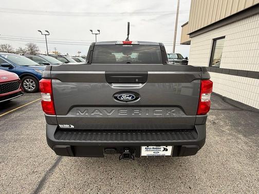 Carbonized Gray Metallic 2026 Ford Maverick XL