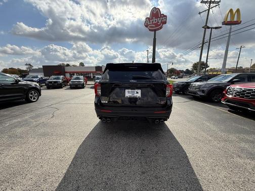2023 Ford Explorer ST
