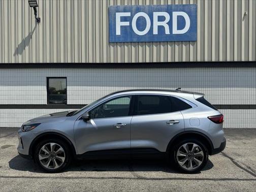2023 Ford Escape Platinum
