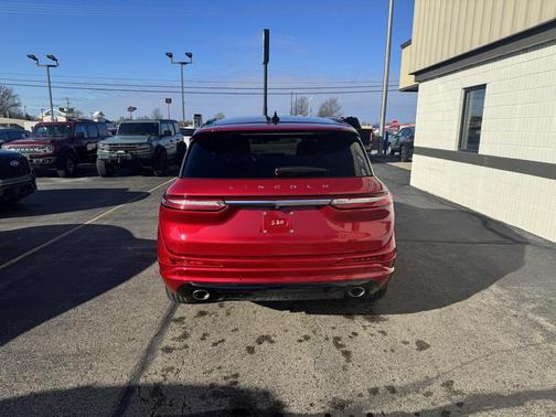 2025 Lincoln Corsair Reserve