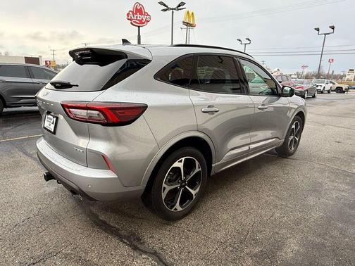 2023 Ford Escape ST-Line Select