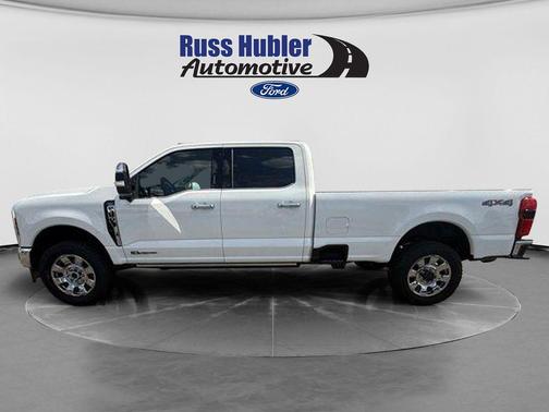 Az 2026 Ford F-350 Lariat