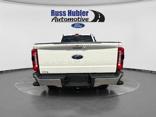 Az 2026 Ford F-350 Lariat