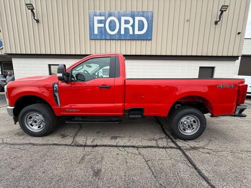 Race Red 2026 Ford F-350