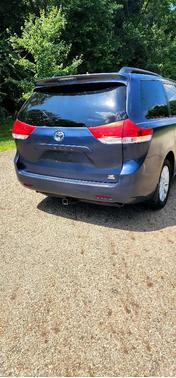 2014 Toyota Sienna LE