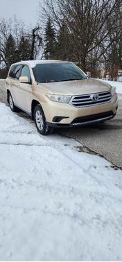 2011 Toyota Highlander SE
