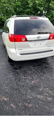 2009 Toyota Sienna XLE