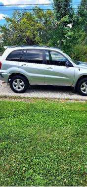 2005 Toyota RAV4 Base
