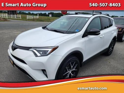 Super White 2017 Toyota RAV4 SE