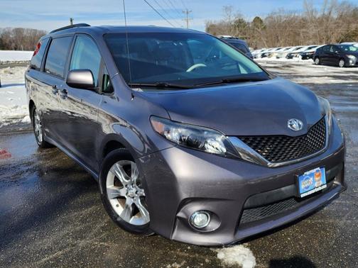 2011 Toyota Sienna SE