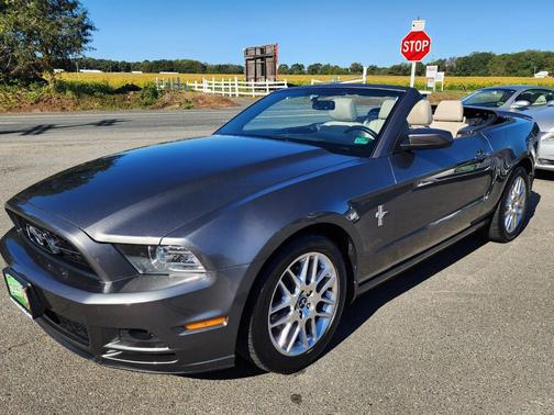 2013 Ford Mustang V6 Premium