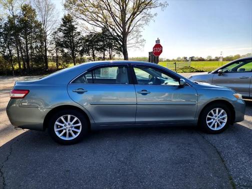 2011 Toyota Camry XLE