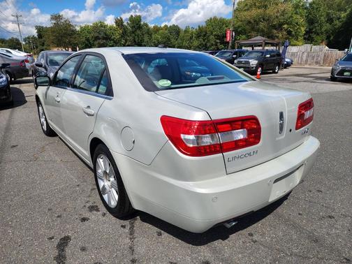 2008 Lincoln MKZ Base