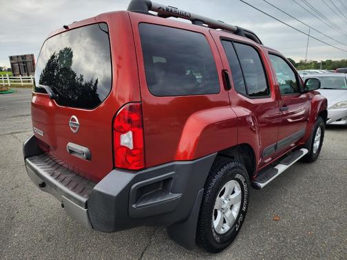 2011 Nissan Xterra S