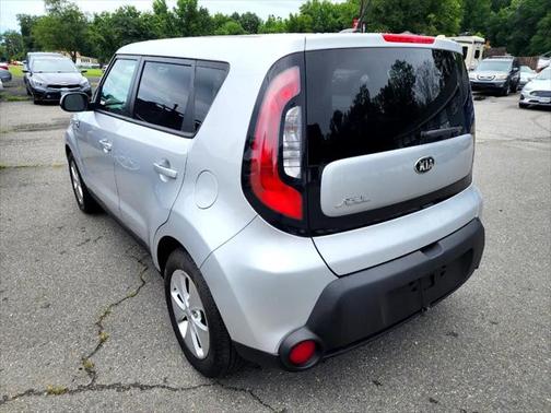 2016 Kia Soul Base