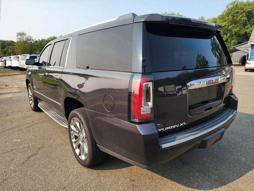 Bronze Alloy Metallic 2016 GMC Yukon XL Denali
