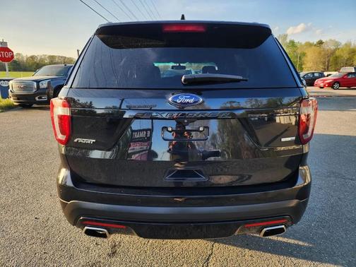 Black 2016 Ford Explorer Sport