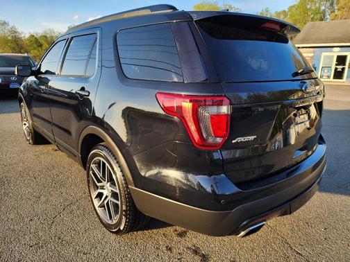 Black 2016 Ford Explorer Sport