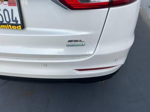 2019 Ford Fusion SEL