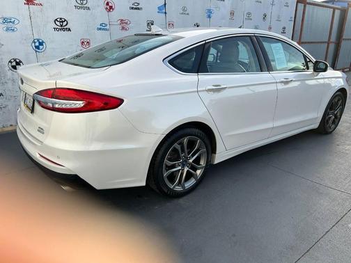 2019 Ford Fusion SEL