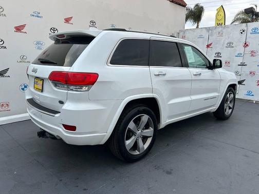 White 2014 Jeep Grand Cherokee Overland