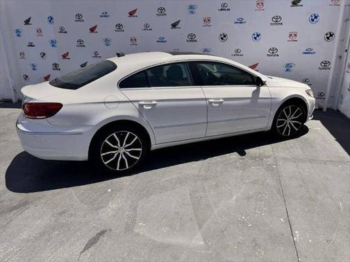 2015 Volkswagen CC 2.0T Executive