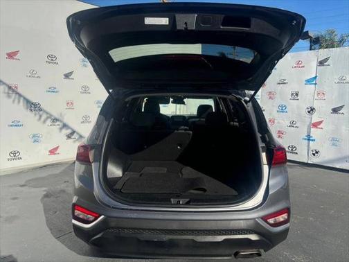2019 Hyundai SANTA FE SE 2.4