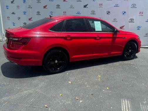 2019 Volkswagen Jetta 1.4T R-Line