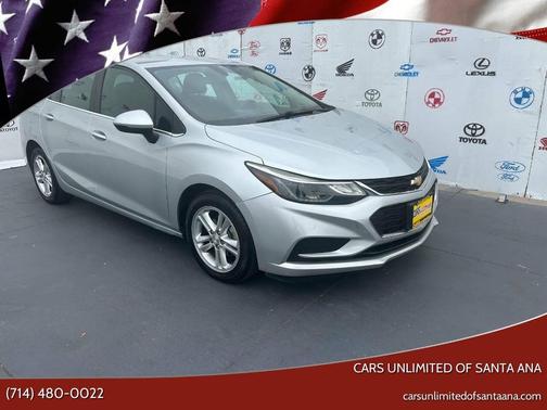 Silver 2017 Chevrolet Cruze LT