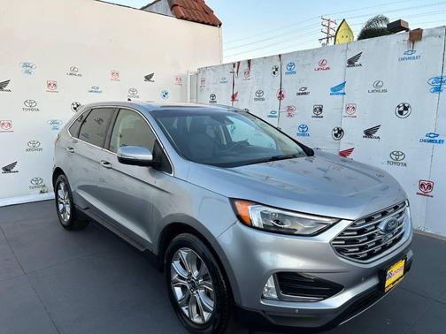 2022 Ford Edge Titanium