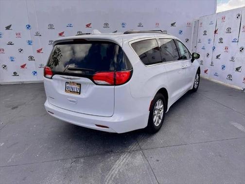2020 Chrysler Voyager LXI
