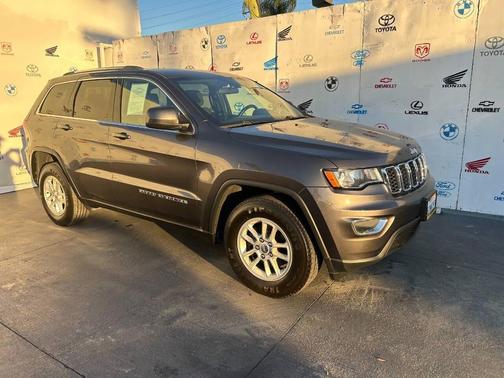 Pewter 2020 Jeep Grand Cherokee Laredo
