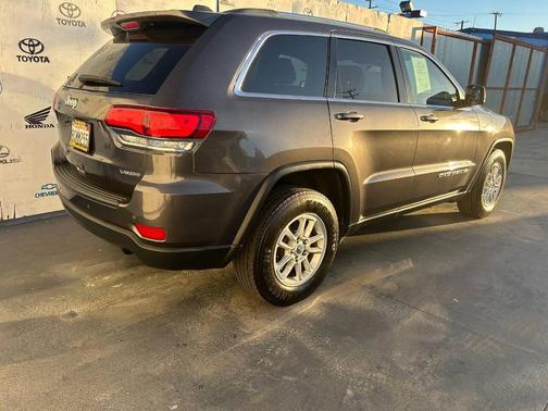Pewter 2020 Jeep Grand Cherokee Laredo
