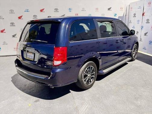 2015 Dodge Grand Caravan R/T