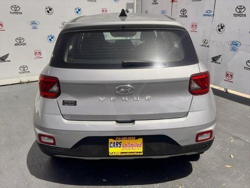 2022 Hyundai VENUE SE 4dr Crossover